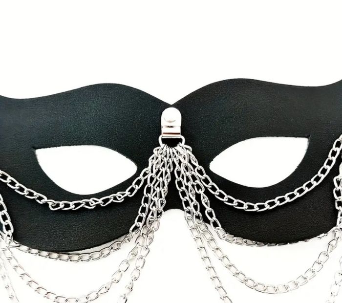 Masque adulte bdsm - photo numéro 2