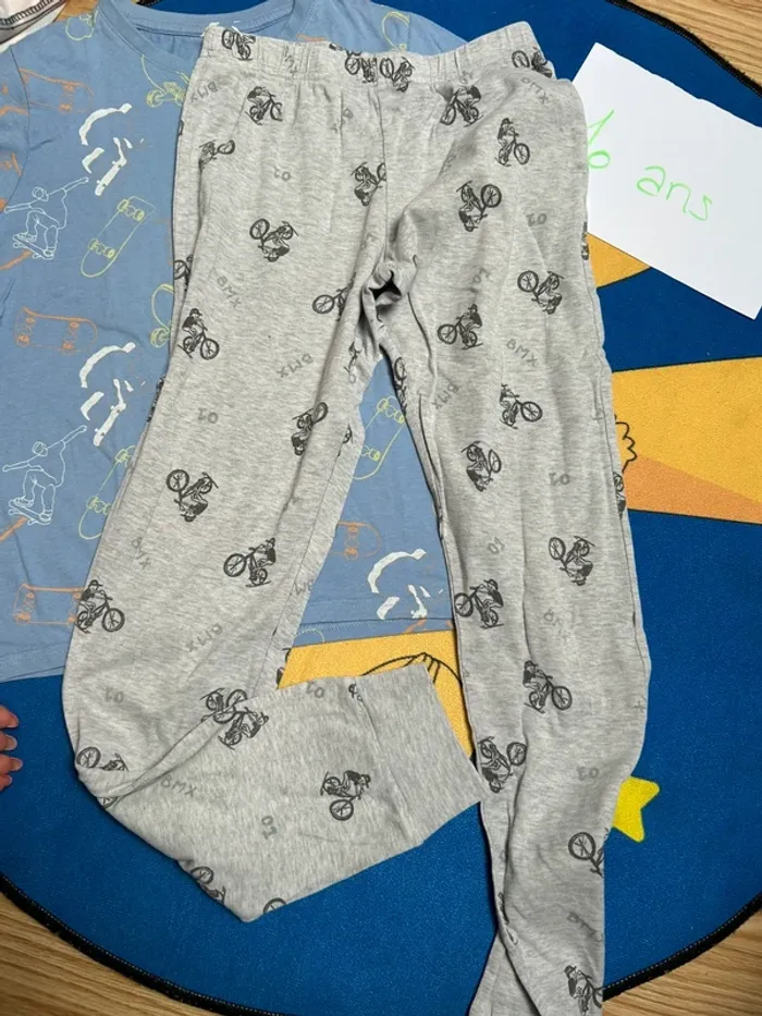 Pyjama - photo numéro 2