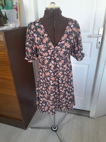 robe courte  fleurie légère Miss Selfridge par Asos neuve taille 40, 42