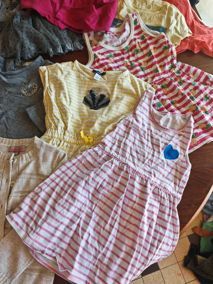 Lot n°19: vêtement 3ans - photo numéro 2