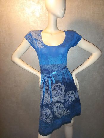 robe bleu desigual taille 36/38
