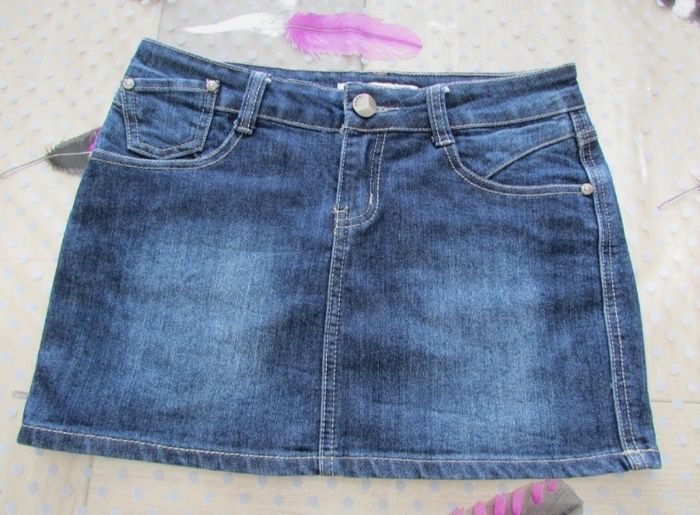 Jupe courte en jean 16 ans