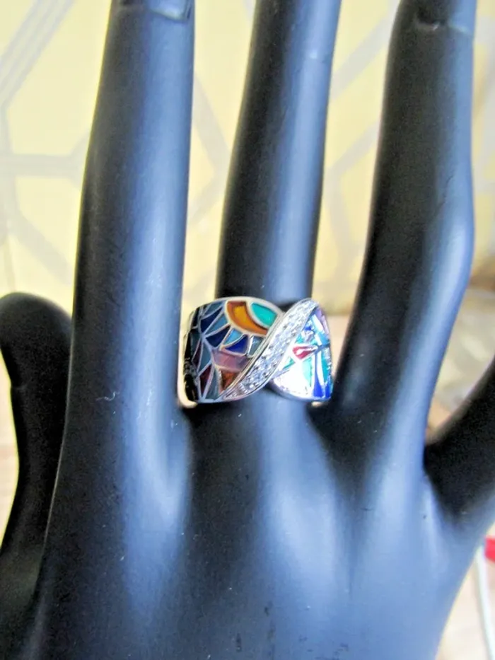 bague en acier argenté + émaux + diamants taille 6 = taille Française 51.9 = 16.5 mm