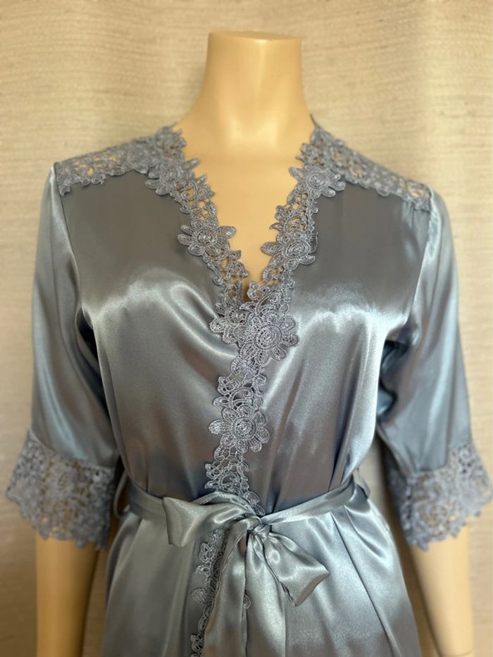 Ensemble peignoir nuisette satin - photo numéro 5