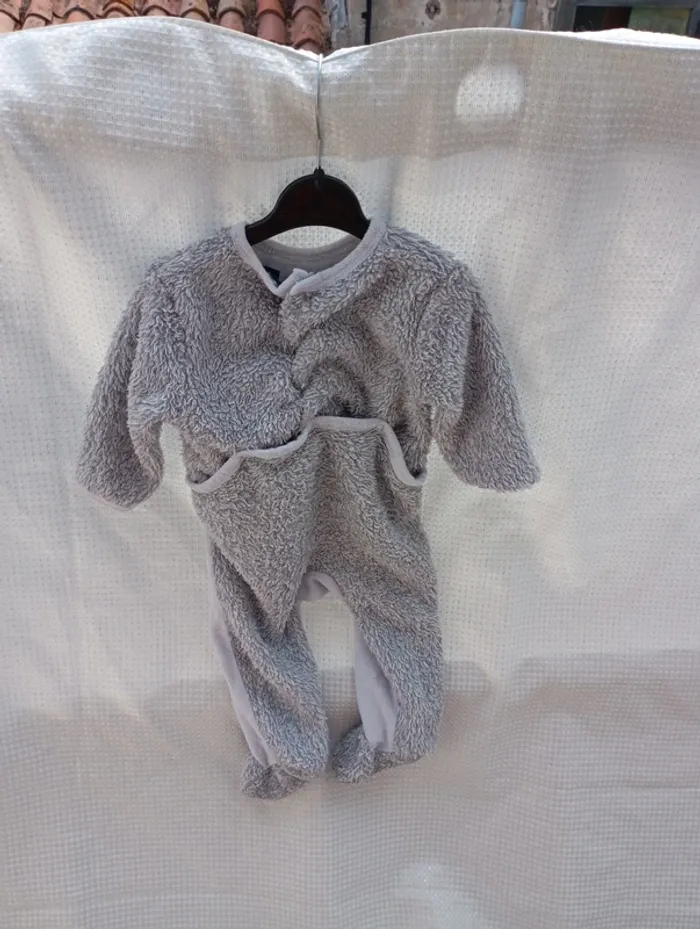 Pyjama - photo numéro 2