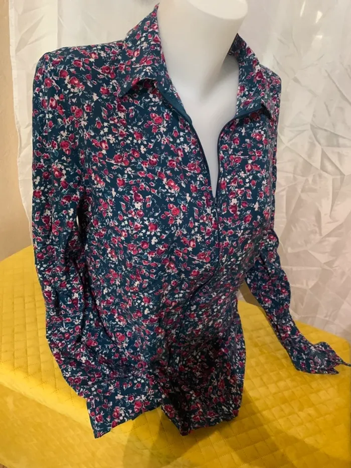 Chemise punto Roma fleuries zip taille 42 manches longues - photo numéro 5