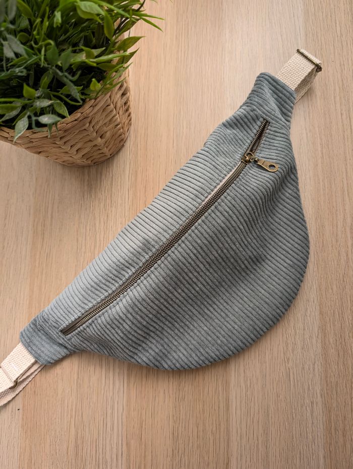 Sac banane femme en velours cotelé vert de gris - photo numéro 2