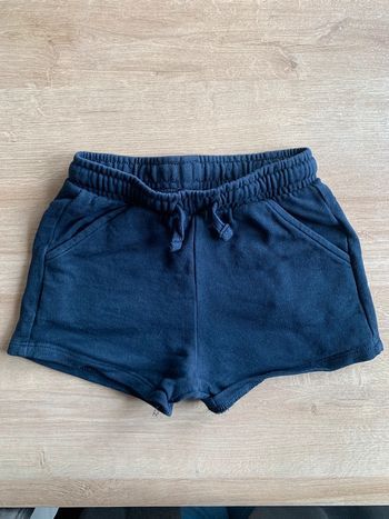 Short bleu marine