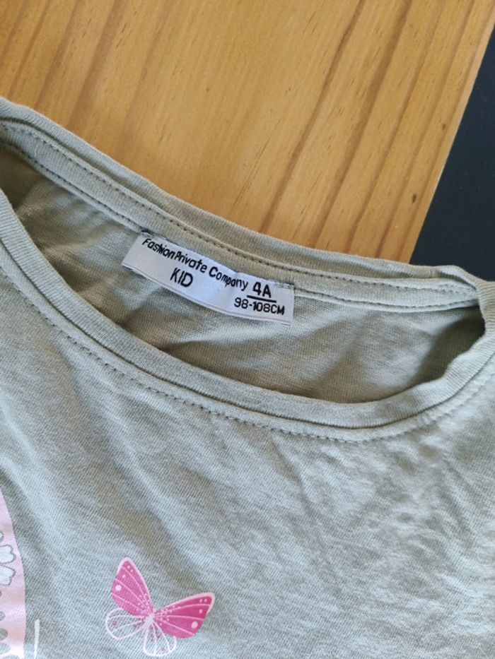T shirt été motif papillon - photo numéro 3