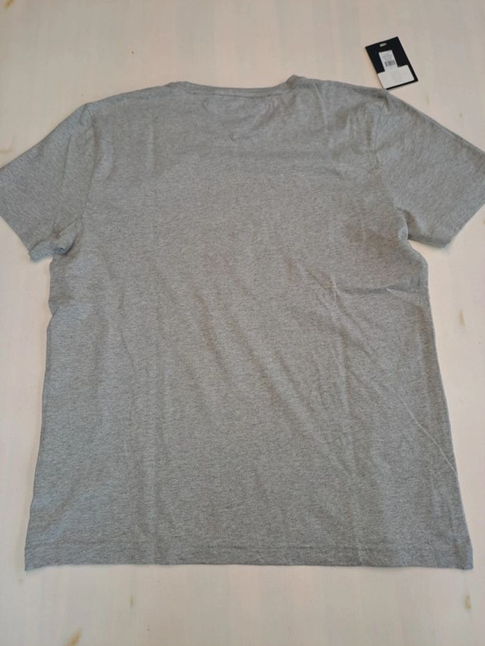 T-shirt Tommy Hilfiger XL - photo numéro 2
