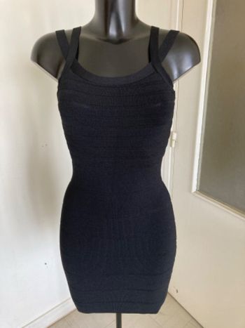 Superbe robe moulante Mango taille 36/S