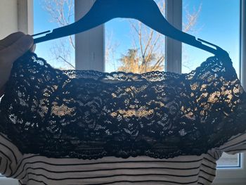 Tee-shirt dentelle H&M