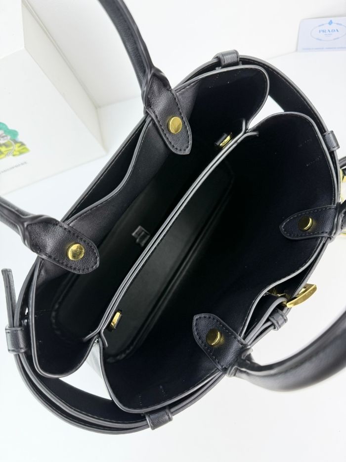 Prada 417 - photo numéro 6