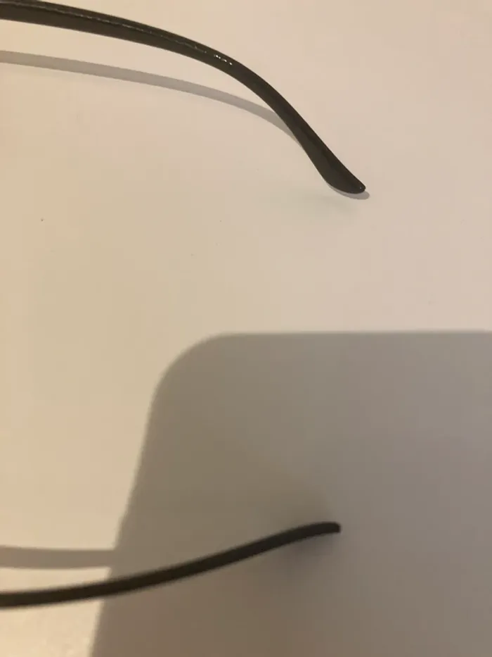 3 ans - Lunettes solaire noire - photo numéro 3