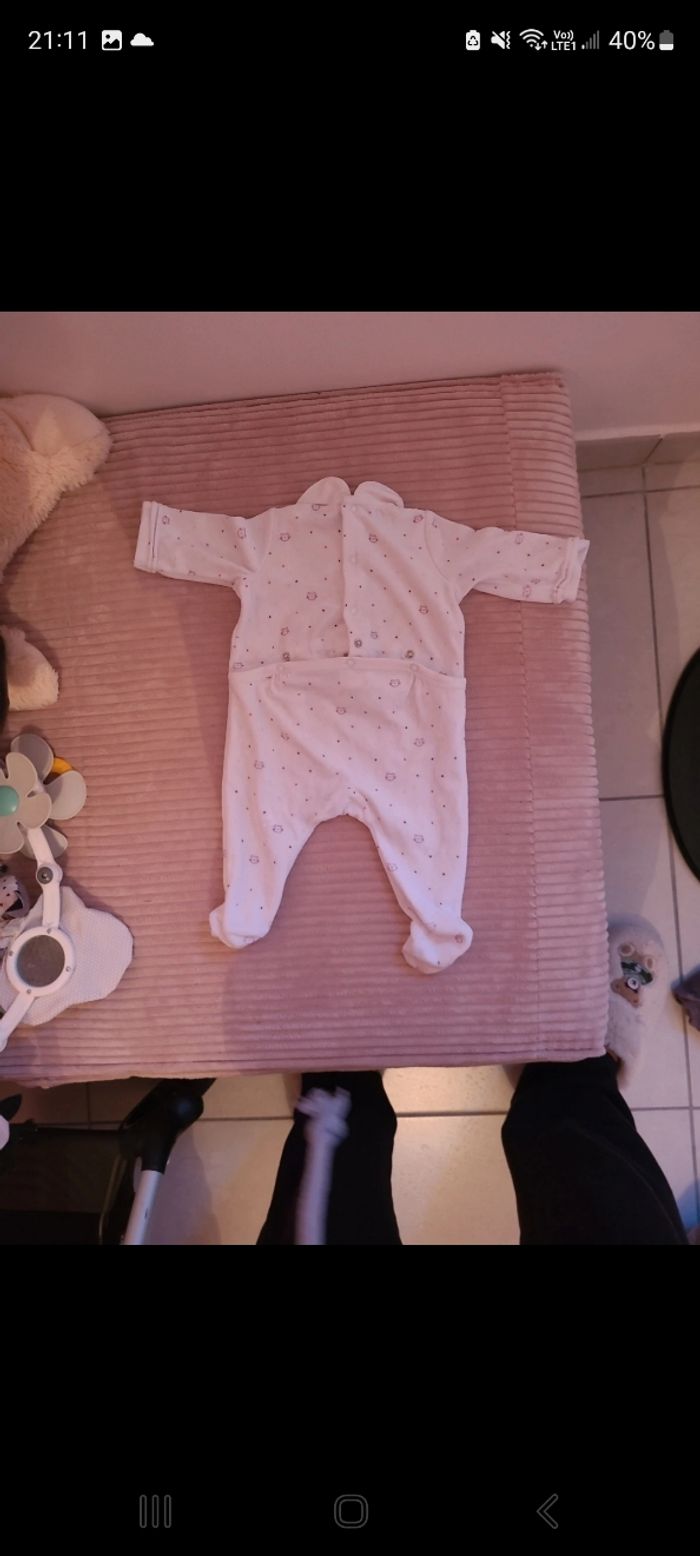 4 pyjama multi marque - photo numéro 9