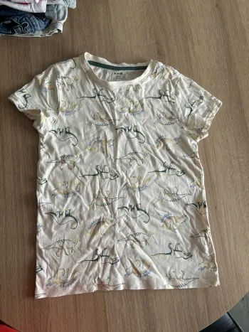TEE shirt dinosaures