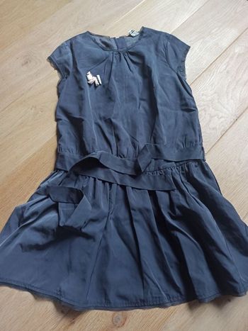 Robe grise