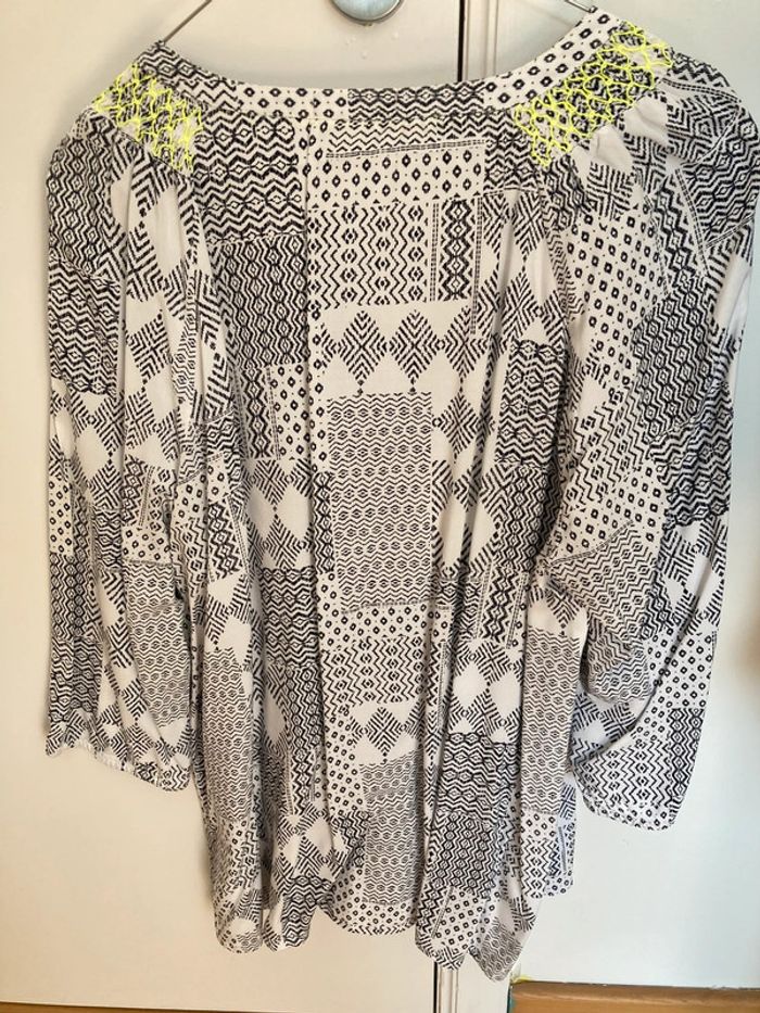 Super jolie blouse de la marque cecil || taille M || en parfait état - photo numéro 2