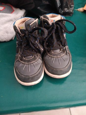 Geox  t.25 en l'état