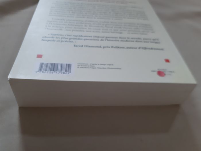 livre broché - Sapiens : Une brève histoire de l'humanité - Yuval Noah Harari - photo numéro 8