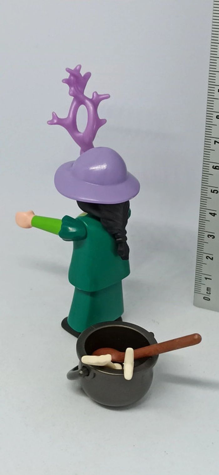 Femme sorcière avec sceptre et marmite playmobil - photo numéro 2