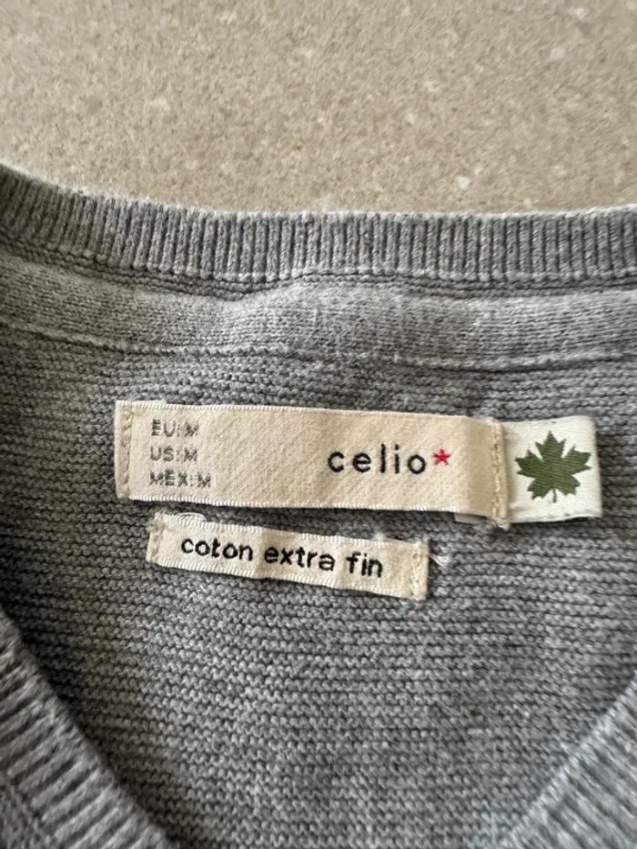 Pull gris Celio, taille M, très bon état - photo numéro 3