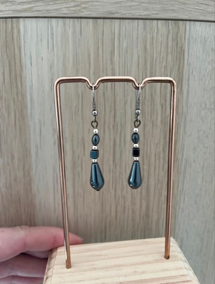 Boucles d'oreilles noires