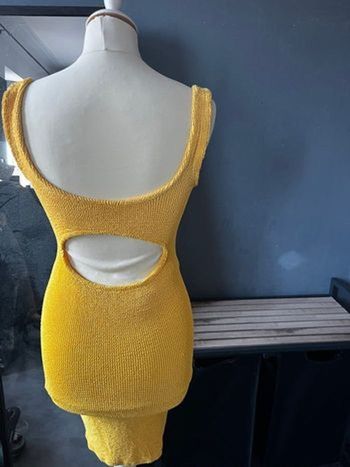 Magnifique robe jaune dos nu vintage