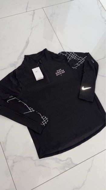 Pull zip Nike division