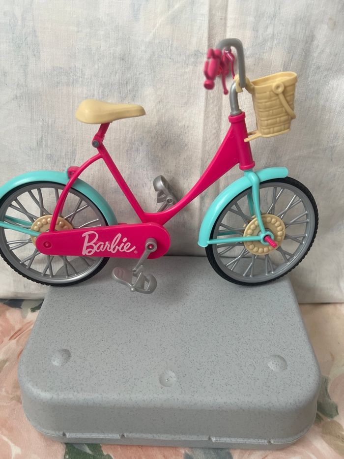 Vélo de barbie - photo numéro 2