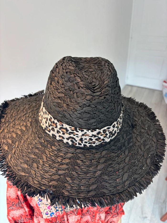 Chapeaux de paille neuve avec étiquette taille unique - photo numéro 3