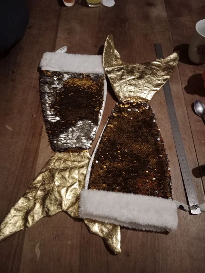 Chaussette de Noël sirène doré