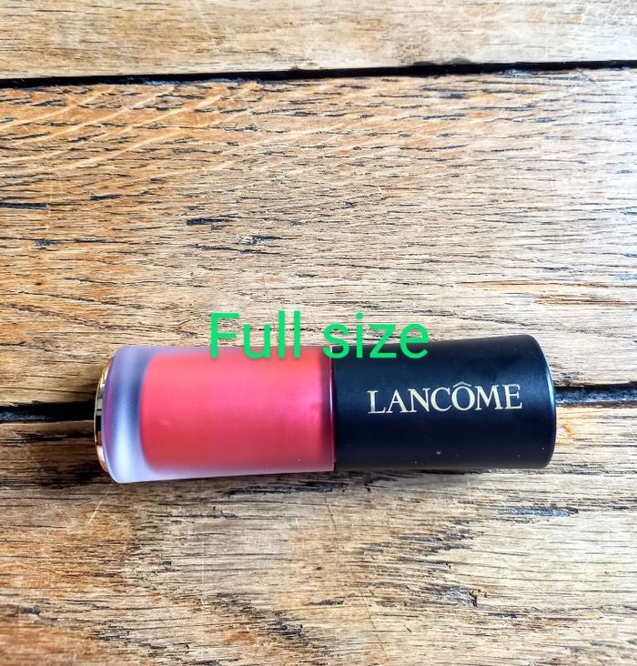 Lancome rouge à lèvres format vente.