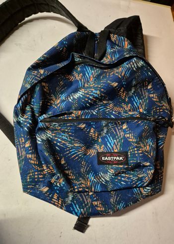 Sac a dos eatspak brize filter bleu marine 27L
