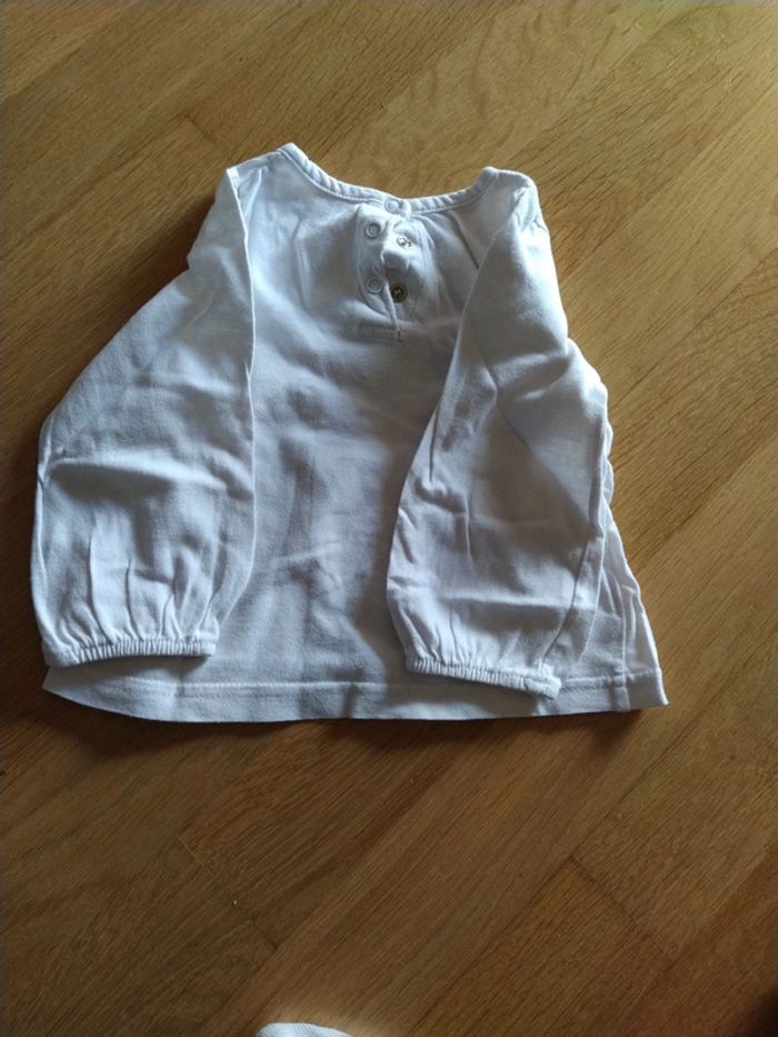 T-shirt 12 mois - photo numéro 2