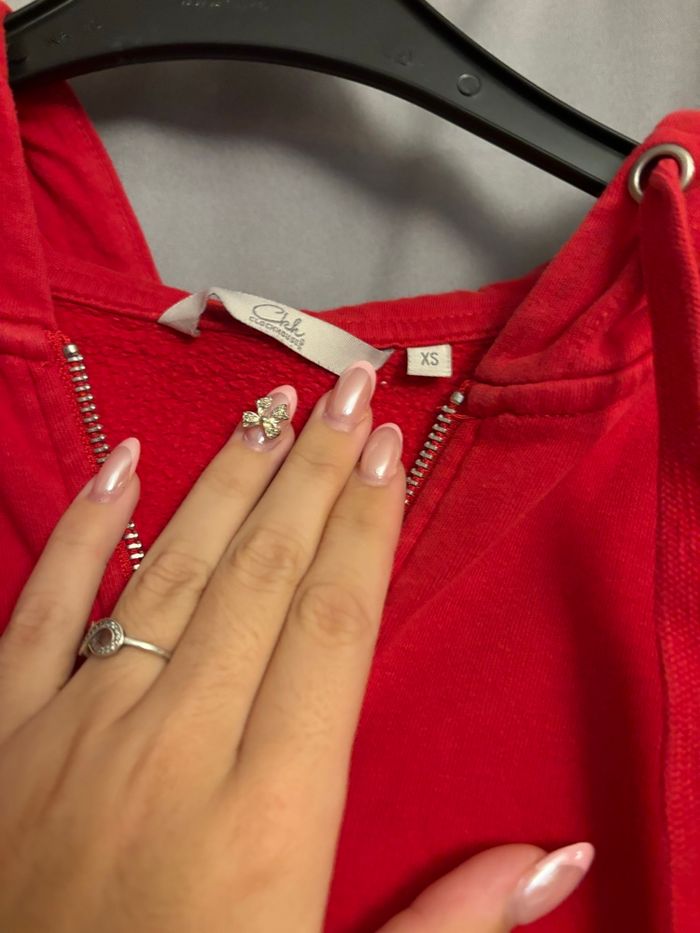 sweat à capuche rouge - photo numéro 3