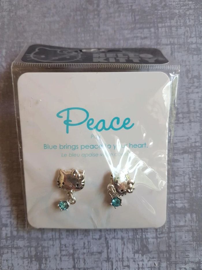 Boucles d'oreilles Hello Kitty - photo numéro 2