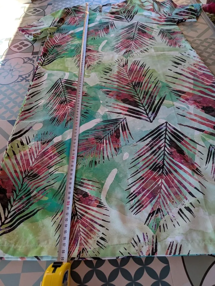 Robe fluide courte L vert et rouge - photo numéro 7