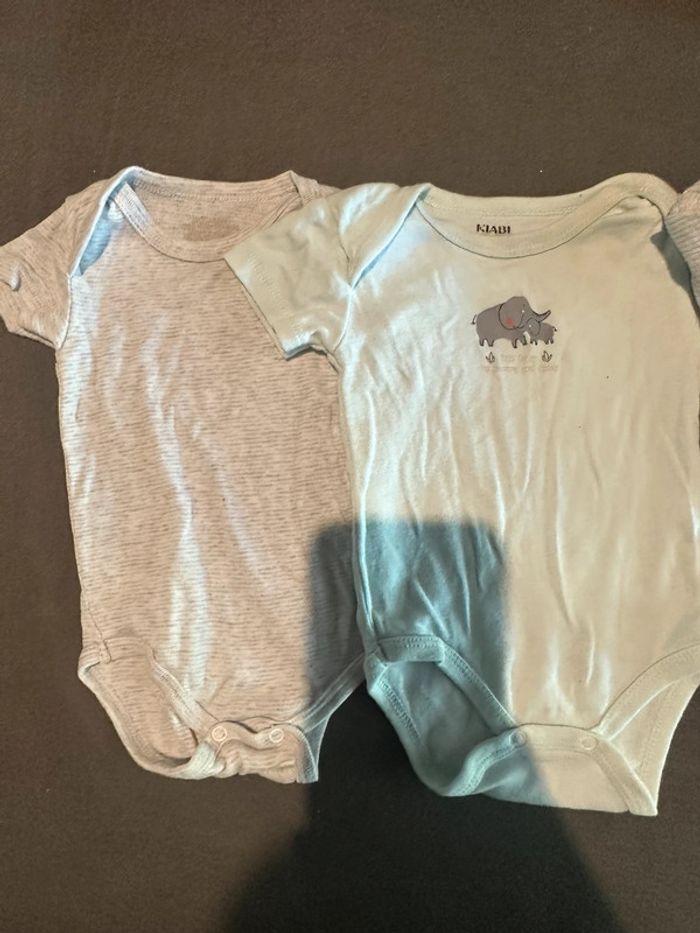 Lot de 10 bodies 3 mois été bébé garçon - photo numéro 4