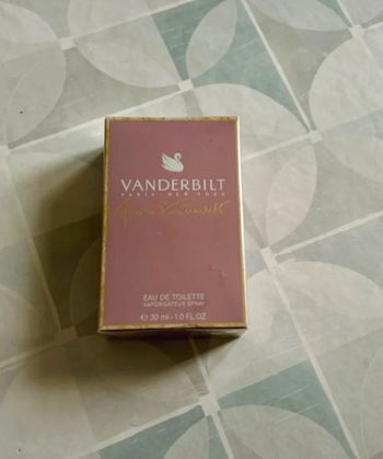 Eau de toilette 30 ml - femme - gloria -Vanderbilt - Neuf sous blister