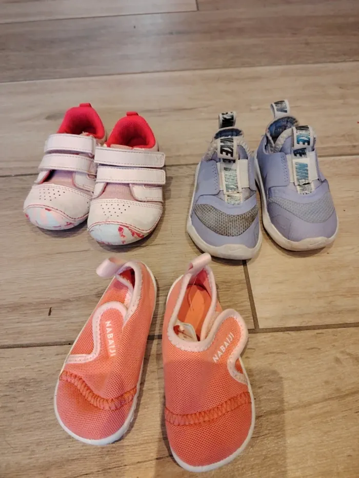 Chaussures taille 21 - photo numéro 2