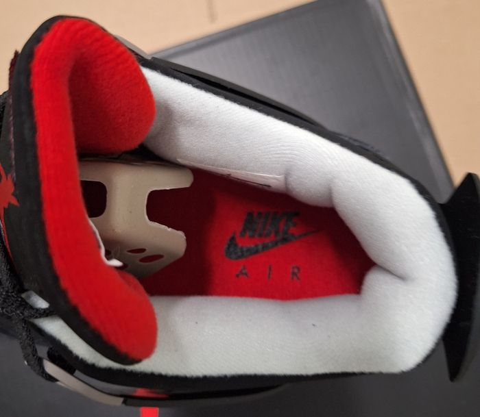 Replique Nike air Jordan 4 Retro neuve avec étiquettes 🏷 
Qualité primium - photo numéro 6