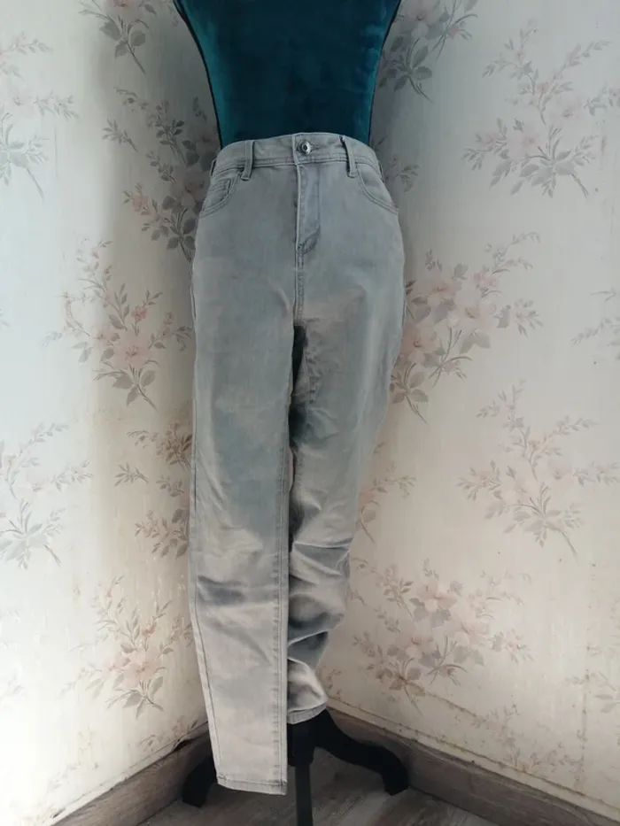 Pantalon gris clair skinny  / gémo / (42) - photo numéro 2