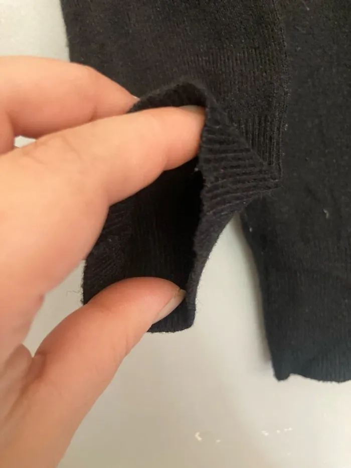 Pull fin Primark, taille XS, noir, col rond avec strass - photo numéro 6