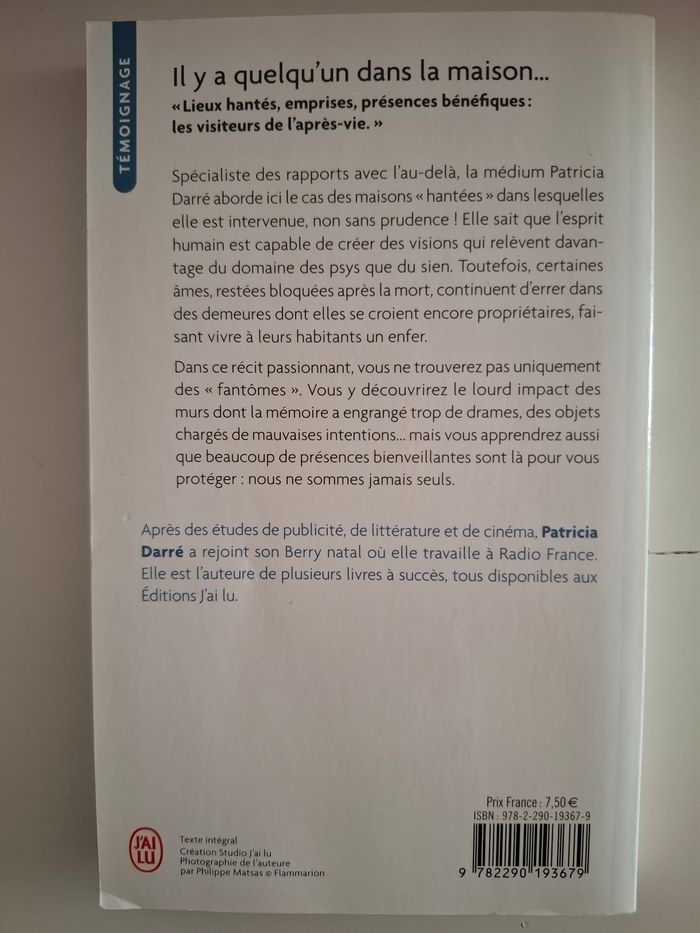 Il y a quelqu'un dans la maison de Patricia Darre - photo numéro 2