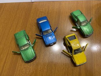Lot de 4 voitures vintage collection toyata corolla jaguar XJ-S audi