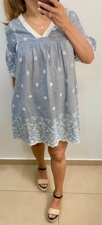 Petite Robe Courte ZARA Rayée Avec Broderie Taille M