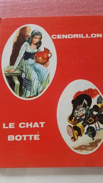 Livre vintage Cendrillon et le chat botté