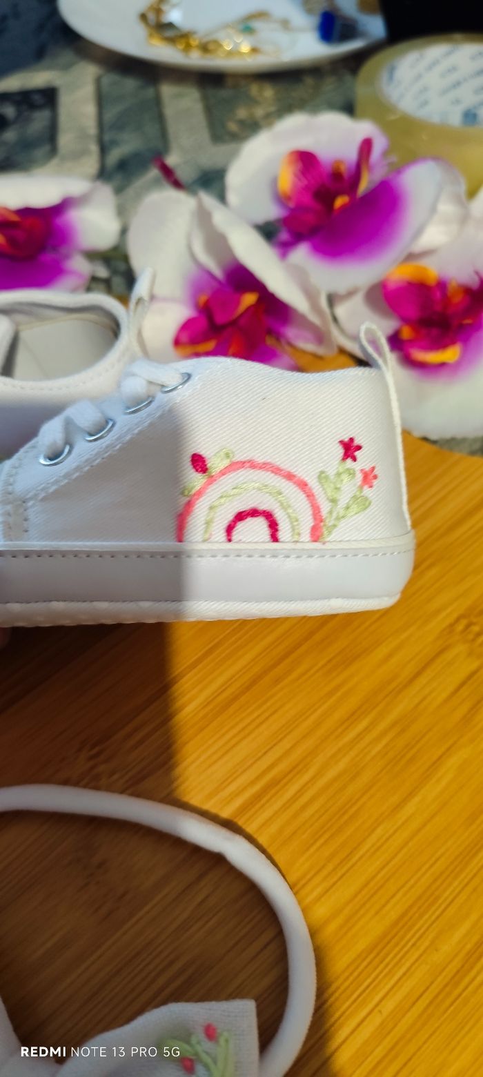 Bandeau et chaussures bébé taille 19 - photo numéro 5