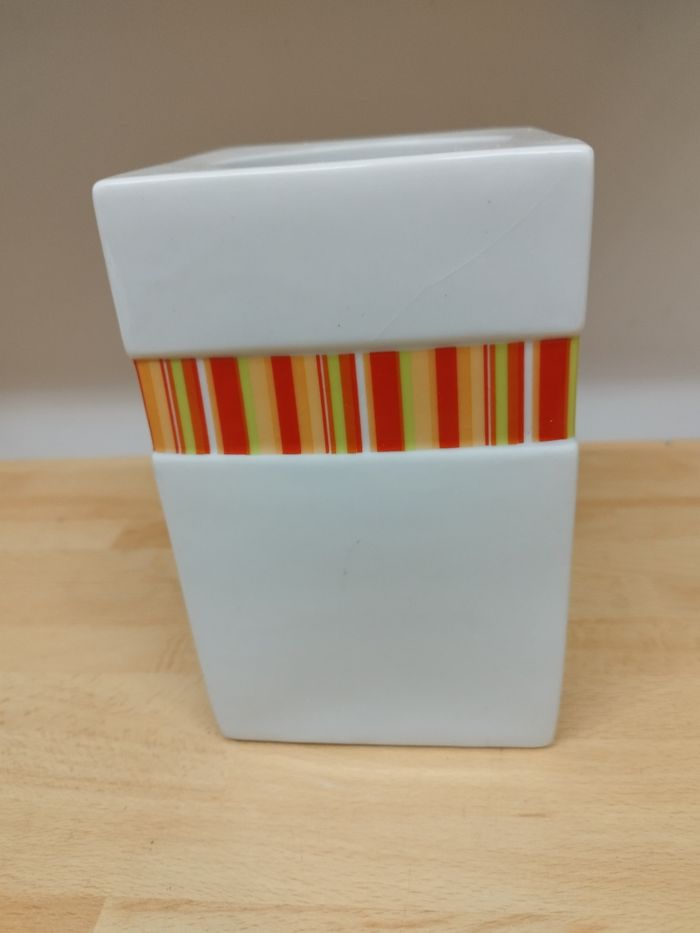 porte brosse de WC en céramique NEUF